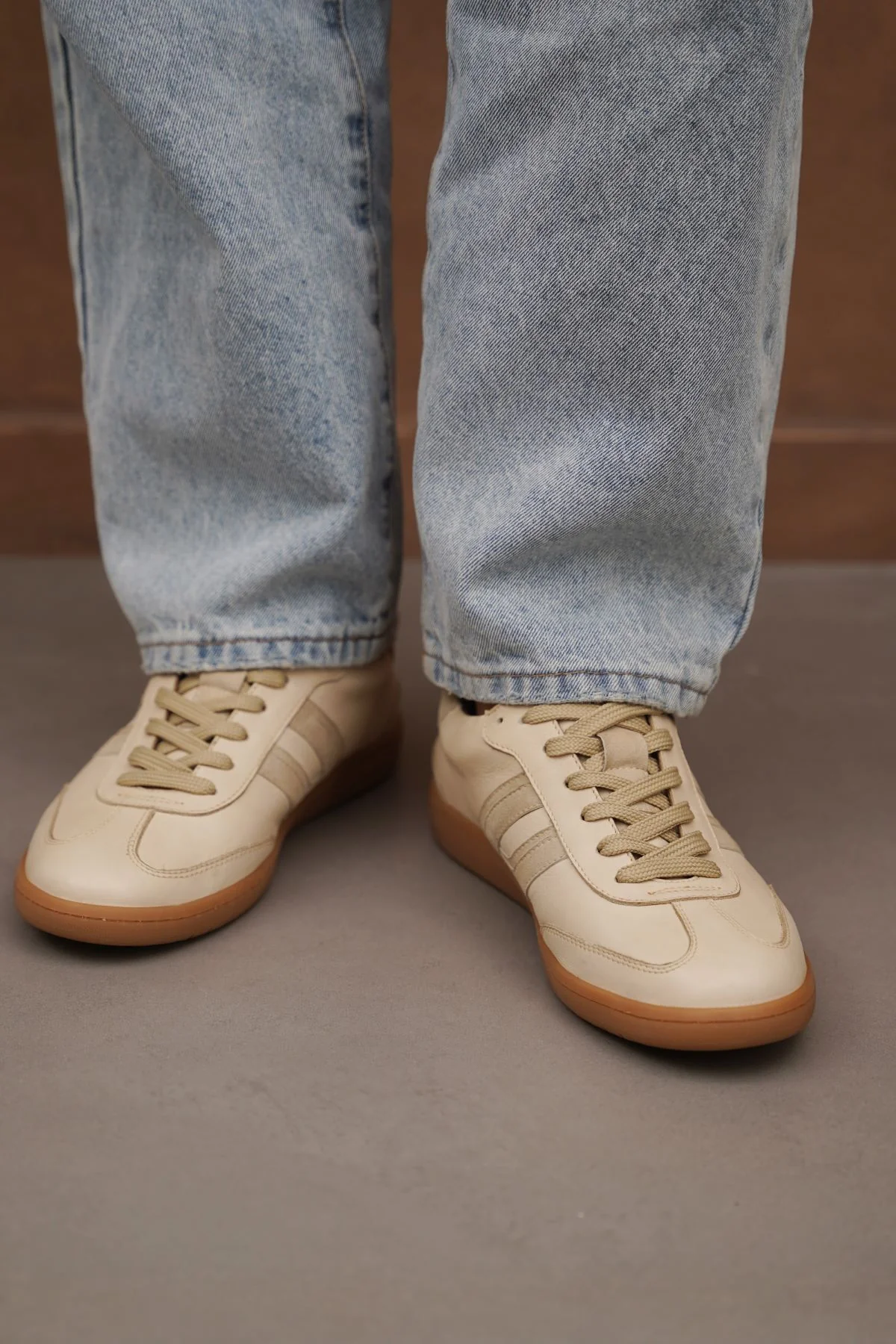 STREET LEATHER SNEAKERS